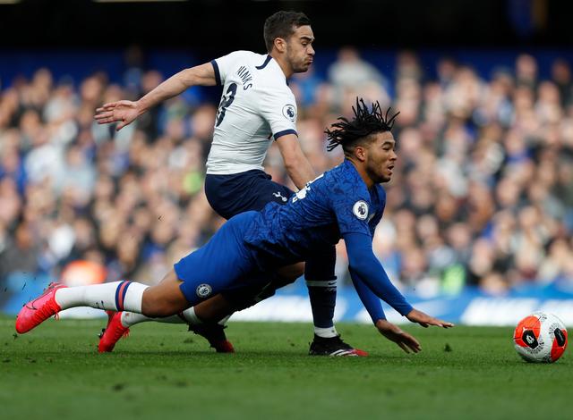 联合国难民署75周年慈善之夜在沪举行，杨扬陈露等体坛明星助阵（上海举办联合国难民署75周年慈善之夜，杨扬、陈露等体坛明星齐聚助阵）