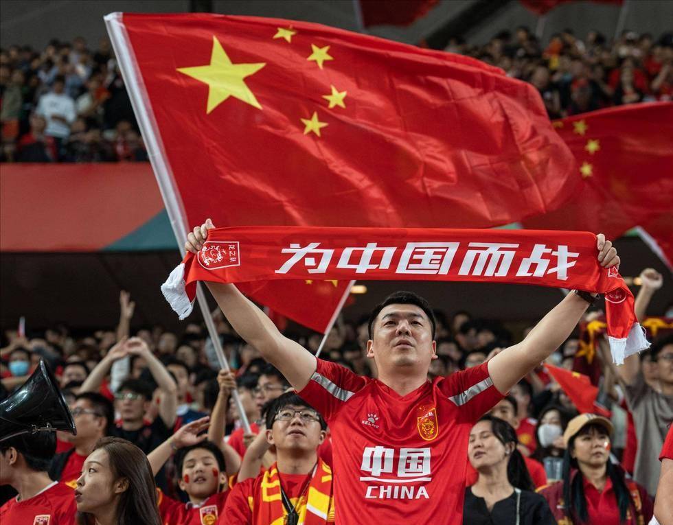 上汽旗下新能源品牌智己汽车赞助中国香港队，赞助费超100万（上汽旗下新能源品牌智己汽车成中国香港队赞助商，赞助金额逾百万元）