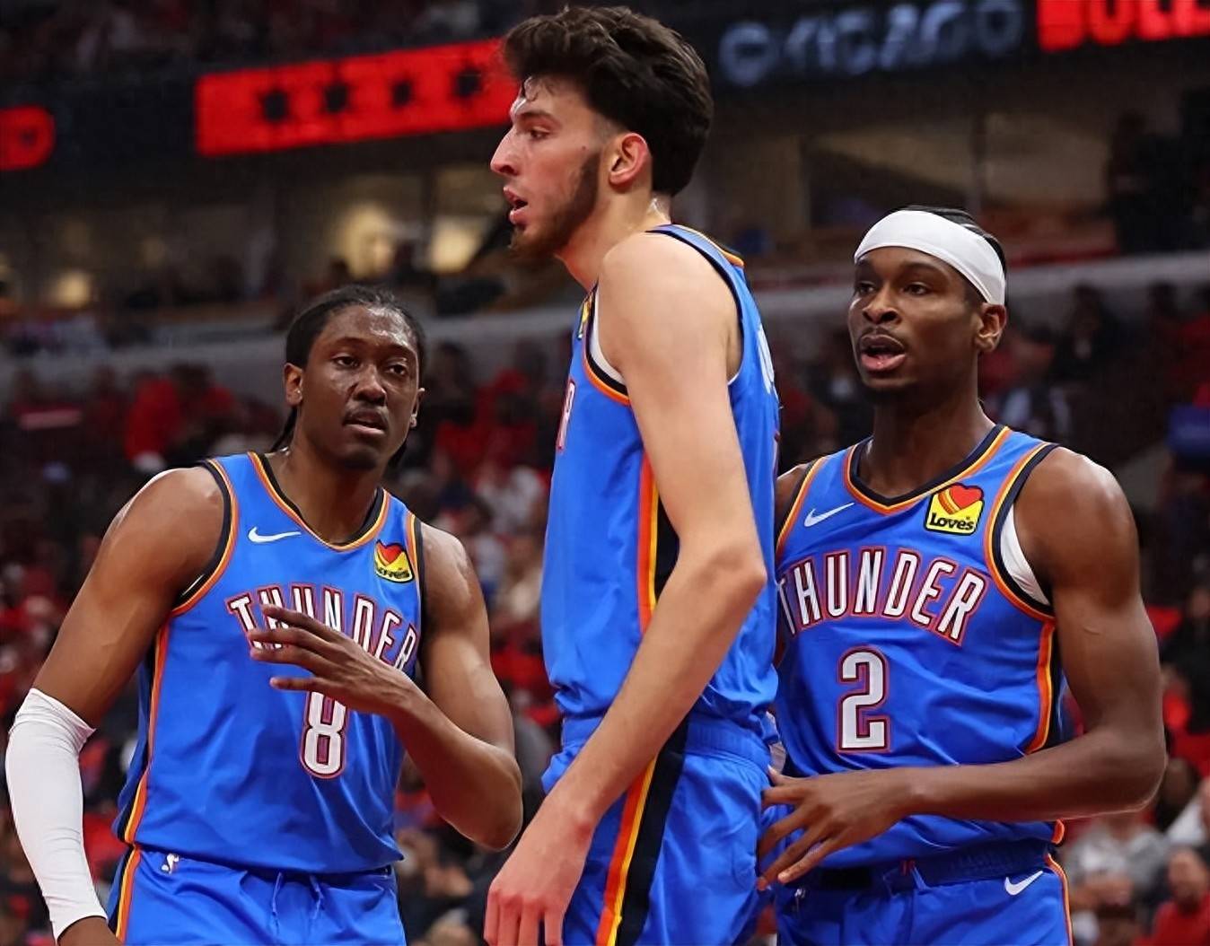 阿布拉汗总结2025：谢谢这一年的滚烫，谢谢所有“我们”（阿布拉汗2025年终盘点：致敬这一年的炽热，感谢所有的我们）