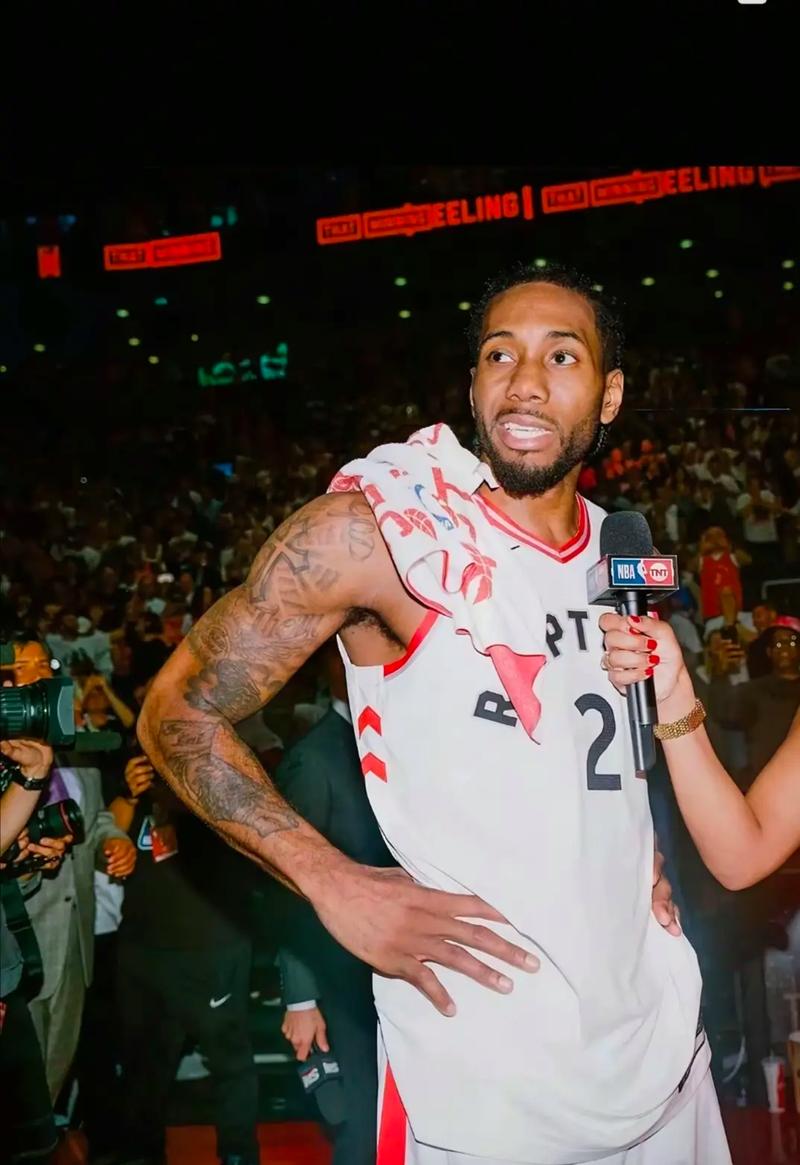 米体：米兰对迈尼昂的年薪报价提高至500万欧，尤文正在关注（米体：米兰上调迈尼昂年薪至500万欧元，尤文密切关注）