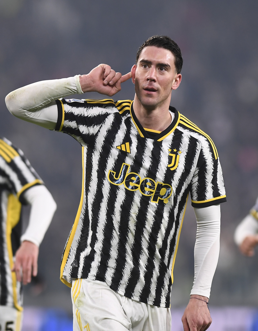 邱贻可凡尔赛！说自己胖+没有魅力，国乒叔圈顶流，越老越帅（邱贻可自嘲胖没魅力，却成国乒叔圈顶流，越成熟越有型）