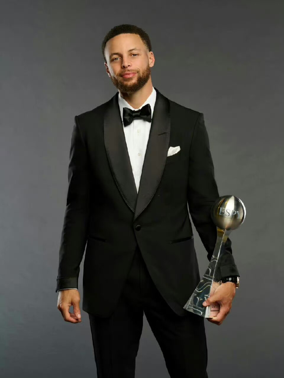 那不勒斯体育总监曼纳：德布劳内将至少伤缺至2月底（那不勒斯总监曼纳：德布劳内至少缺阵到二月底）