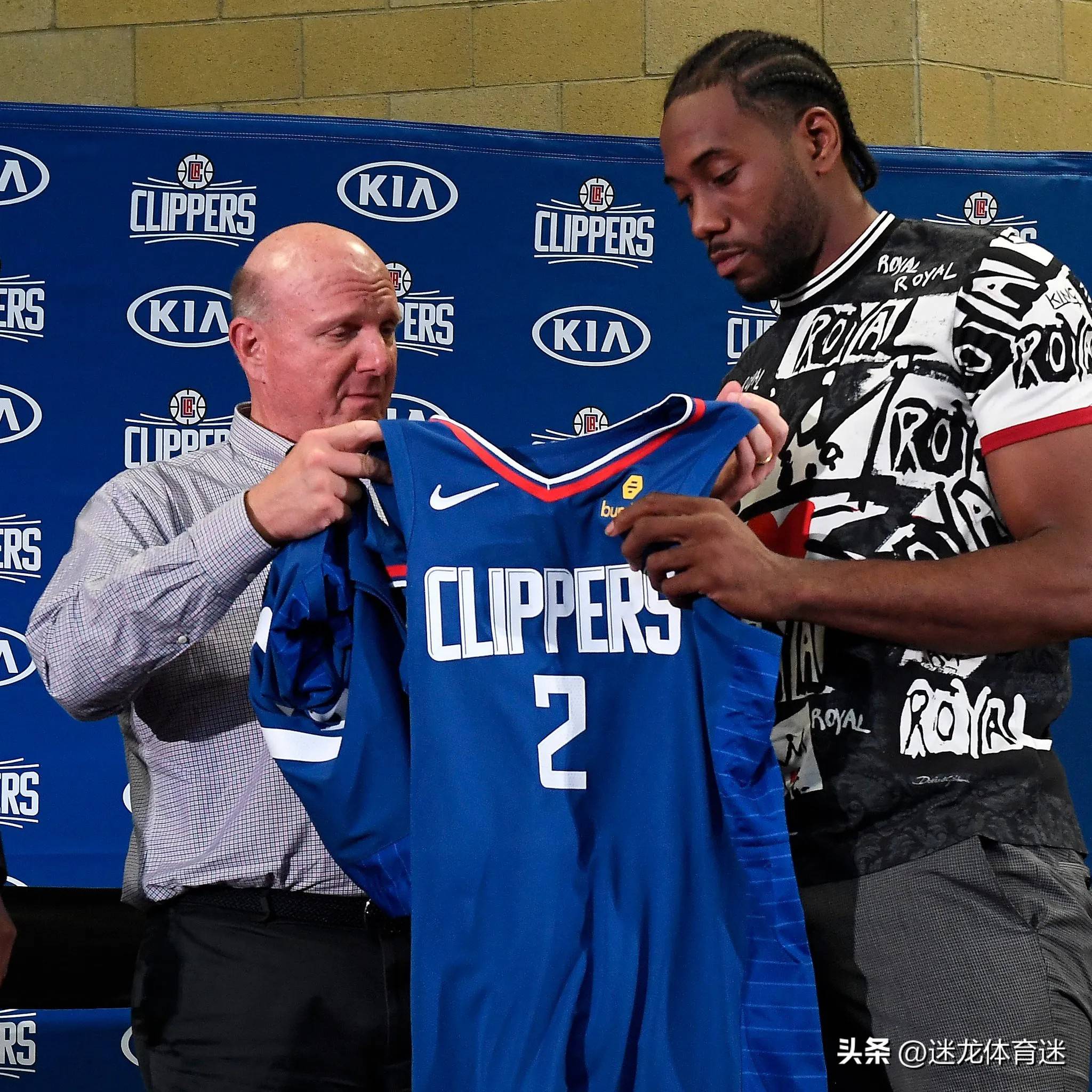 川超分区赛现场观赛人数超87万，实现经济效益超56亿元（川超分区赛吸引超87万现场观众，带动经济效益逾56亿元）