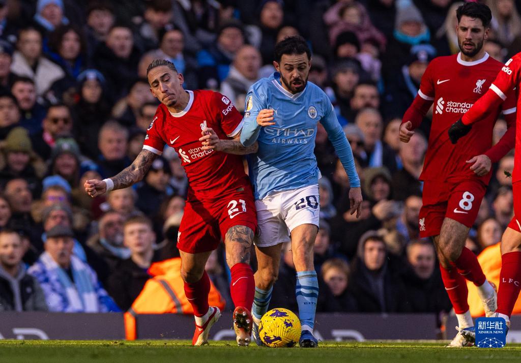 足协杯决赛门票共3.2万张，分区可能会根据售票情况调整（足协杯决赛投放3.2万张门票，分区将随销售情况动态调整）